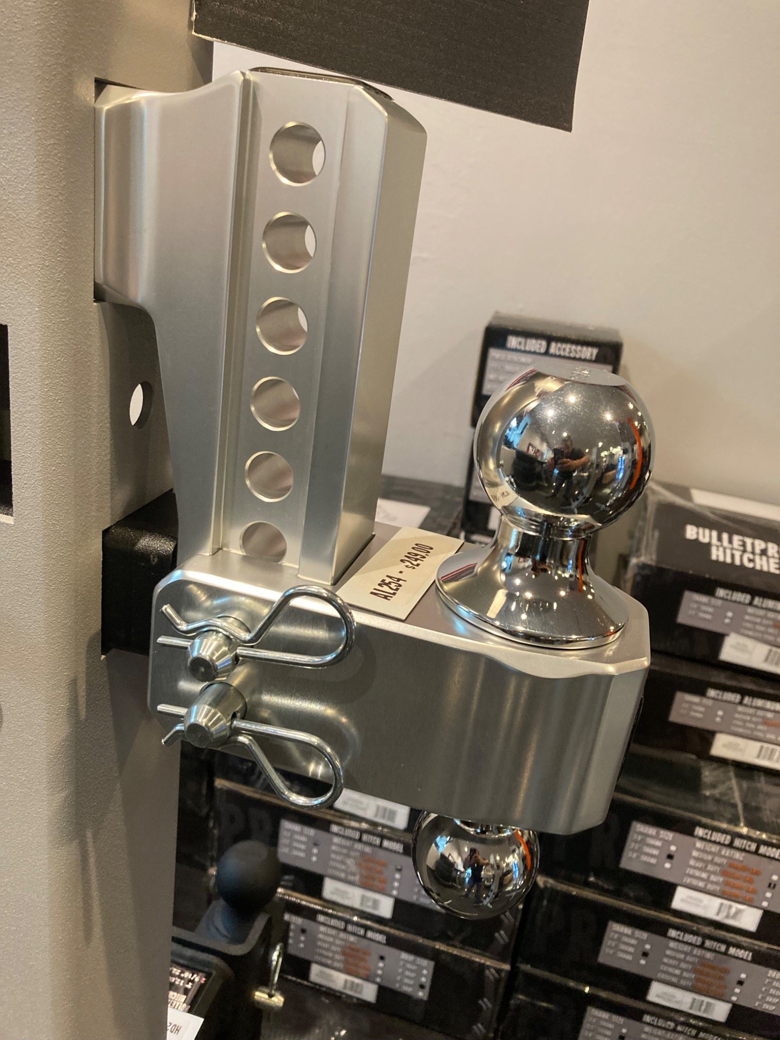 BULLETPROOF 2.5" ALUMINUM MEDIUM DUTY 4" DROP/RISE HITCH AL254 image 2